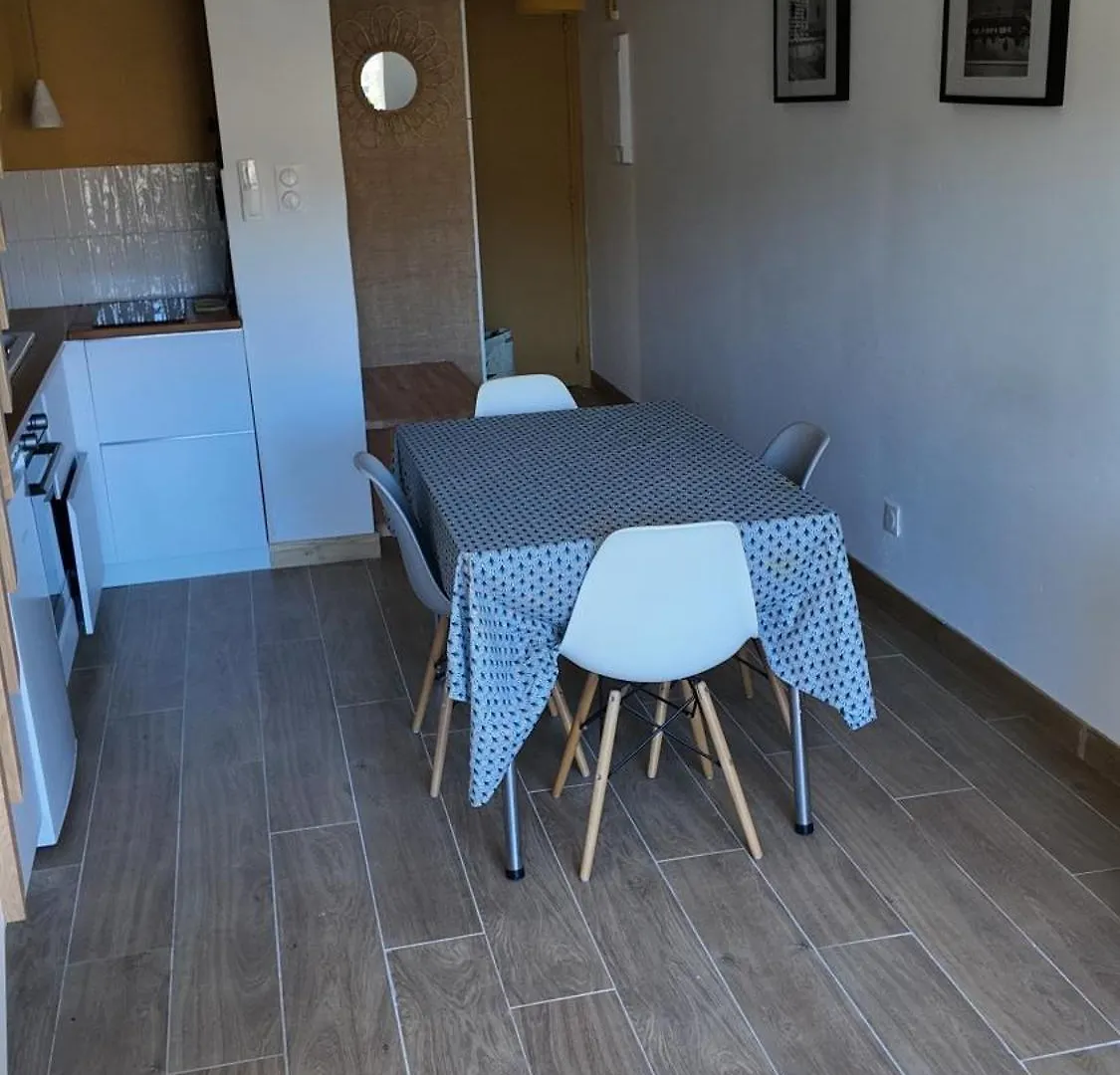 L'Ibis Duplex, Secteur Pin Rolland, Plage A Pied, Parking Entierement Renove Saint-Mandrier-sur-Mer 0*,  France